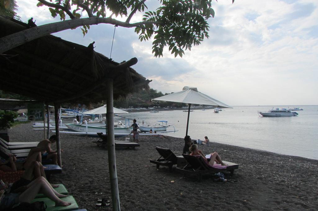 Warung Jemeluk & Home Stay Amed Chambre photo